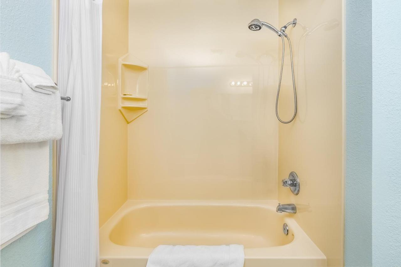 Holiday home Carriage House At Ashley *